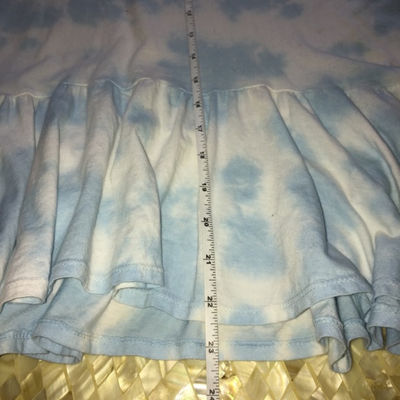 ❤️TIE DYED DAYDREAMER LA RUFFLE BOTTOM TEE T SHIRT CLOUDS - Picture 13 of 13